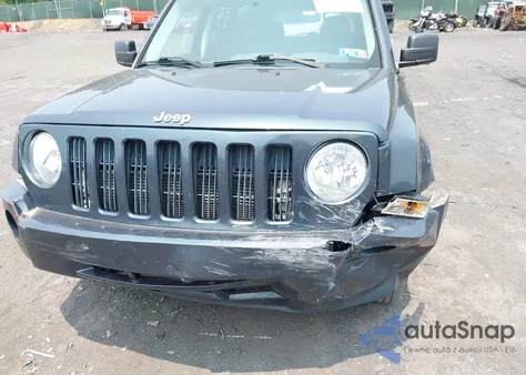 2008 Jeep Patriot Sport z USA, uszkodzony, nr VIN 1J8FF28W48D588723